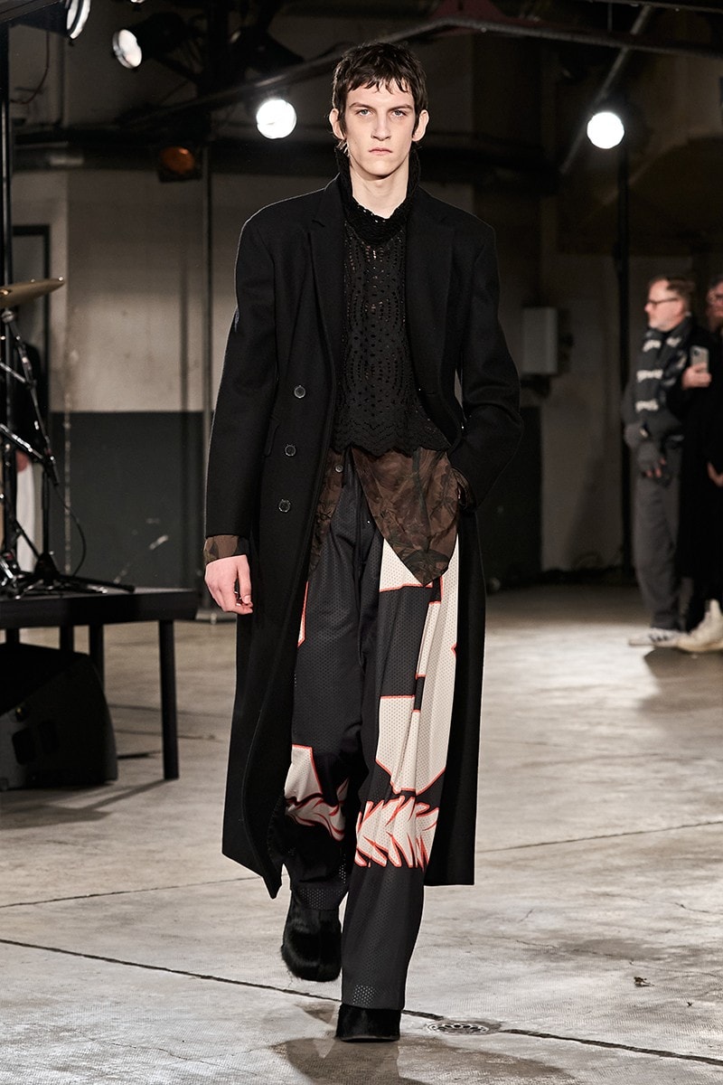 Dries Van Noten 正式發佈 2023 秋冬男裝系列大秀