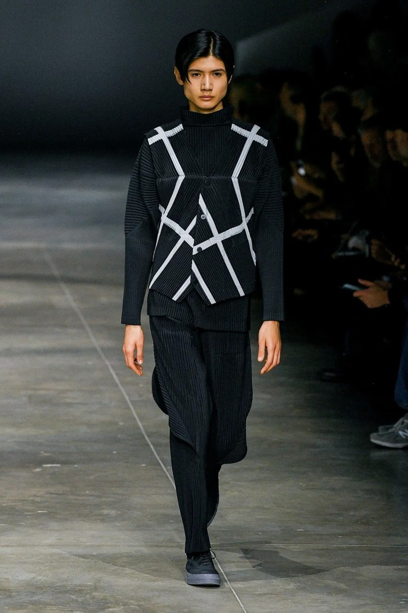 HOMME PLISSÉ ISSEY MIYAKE 2023 秋冬系列大秀正式登場