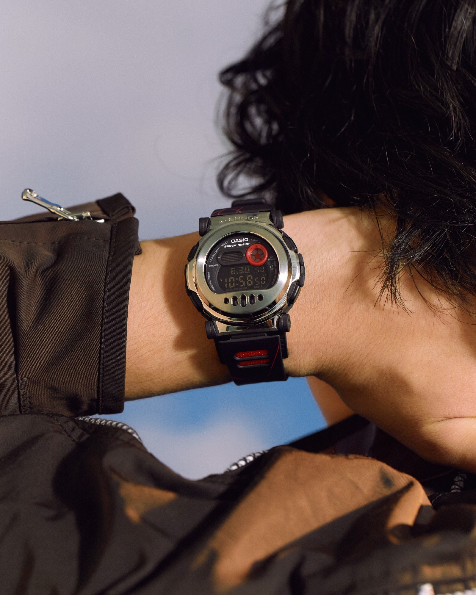 主打「膠囊硬朗」概念設計，G-SHOCK 推出全新 G-B001 系列