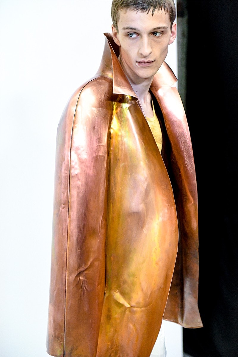 Hypebeast 獨家直擊 LOEWE 2023 秋冬系列大秀