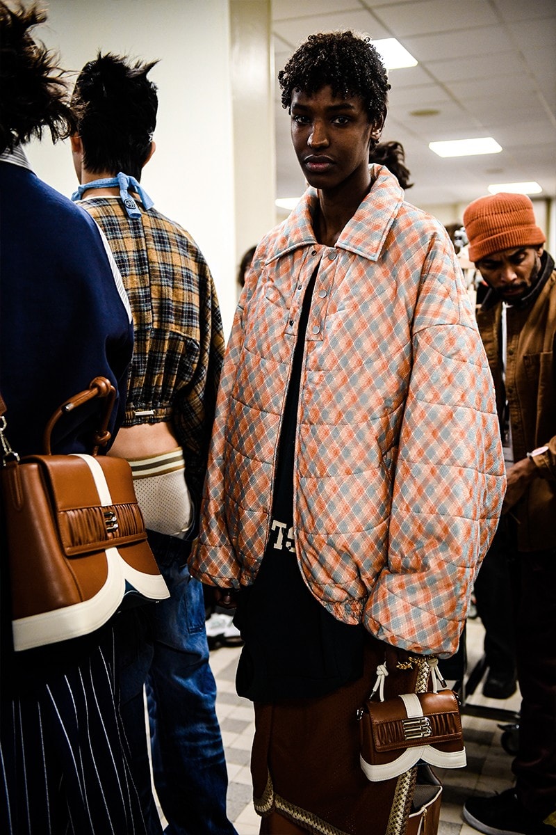 「當籃球精神融入 Y2K 美學」Hypebeast 獨家直擊 NAMESAKE 2023 秋冬系列大秀