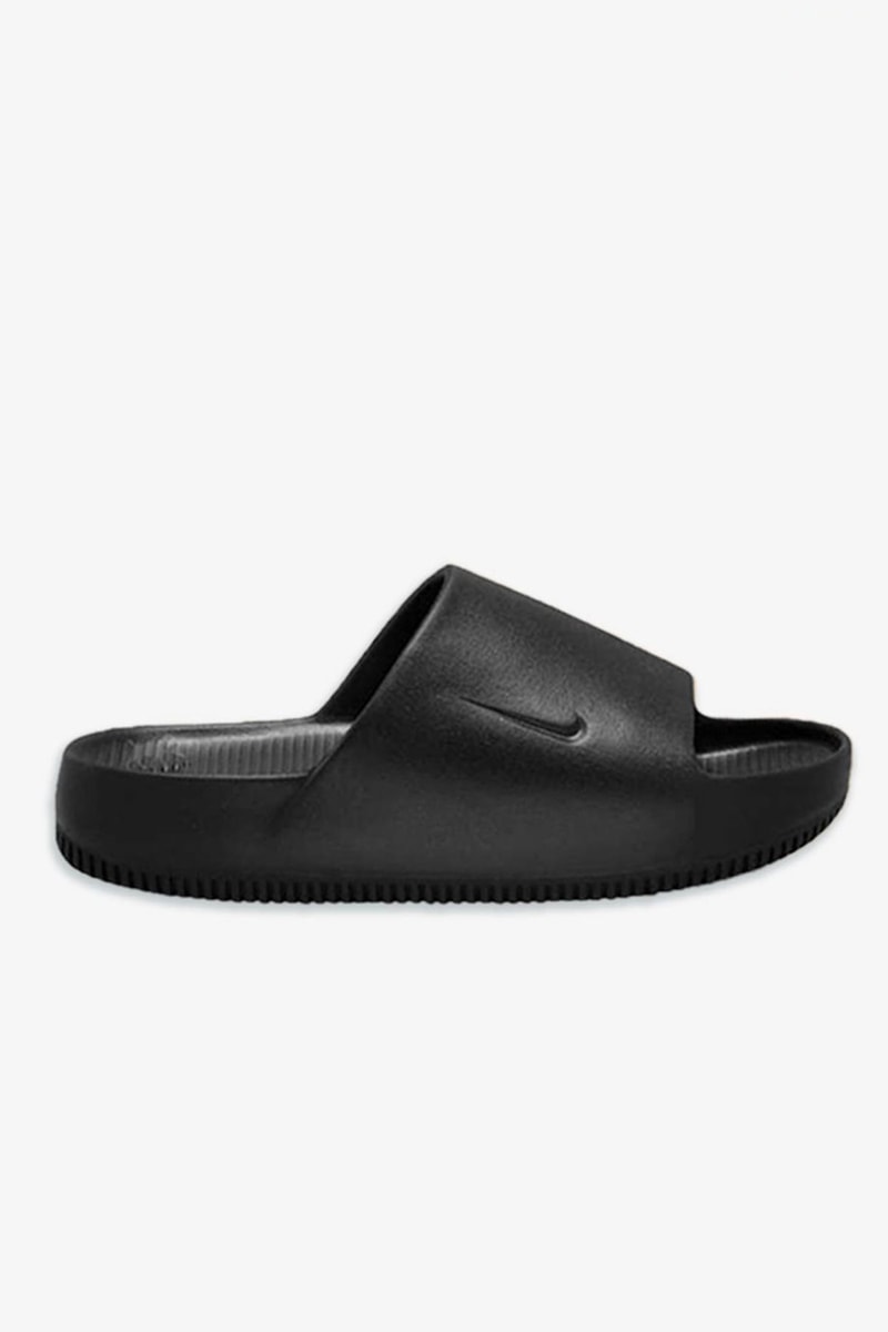 Nike 全新橡膠拖鞋 Calm Slide 率先亮相