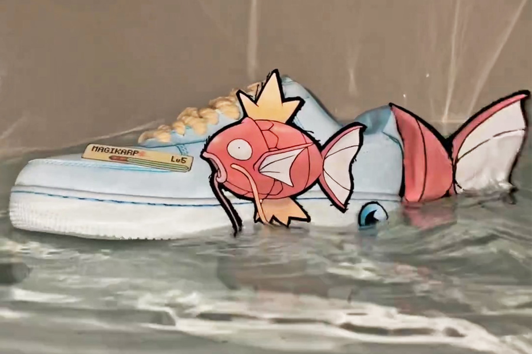 設計師打造人氣 Pokémon「鯉魚王 Magikarp」主題客製球鞋