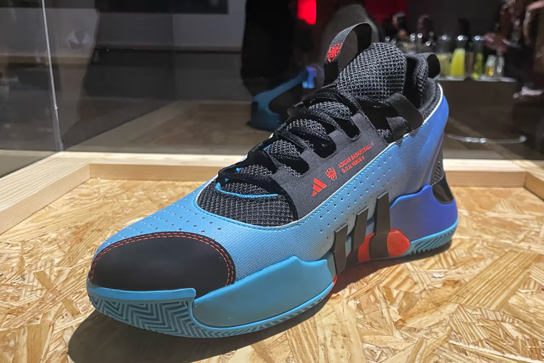 adidas Basketball 展示旗下三款全新簽名籃球鞋