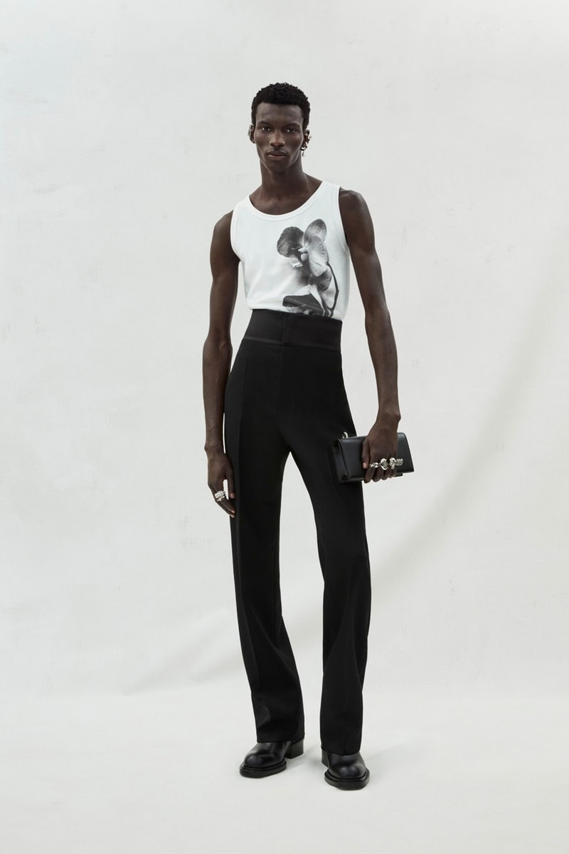 Alexander McQueen 正式發佈 2023 秋冬男裝系列
