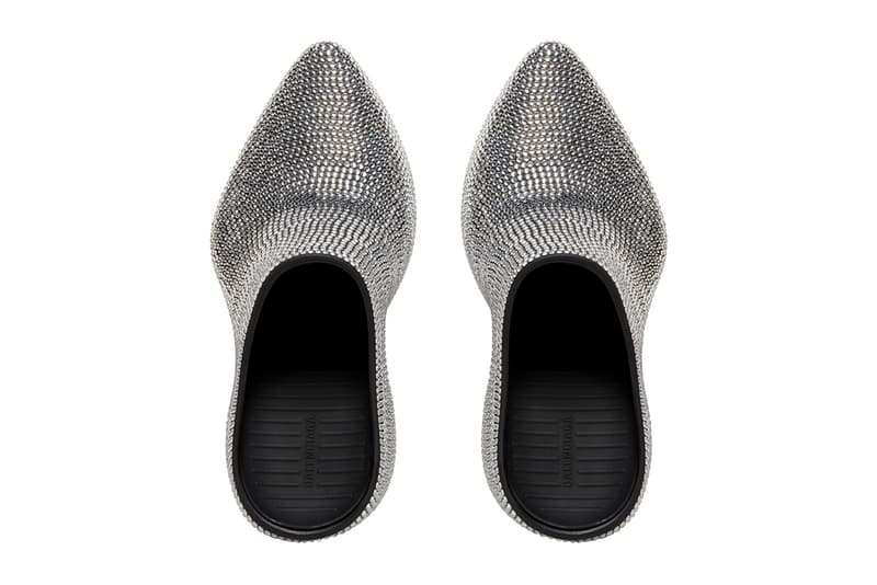 Balenciaga 正式推出 2023 春夏系列要價 $8,350 美元鑲鑽 Technoclog 尖頭鞋