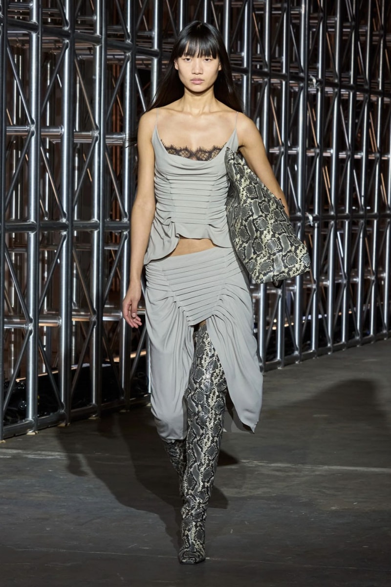 Dion Lee 正式發佈 2023 秋冬系列大秀