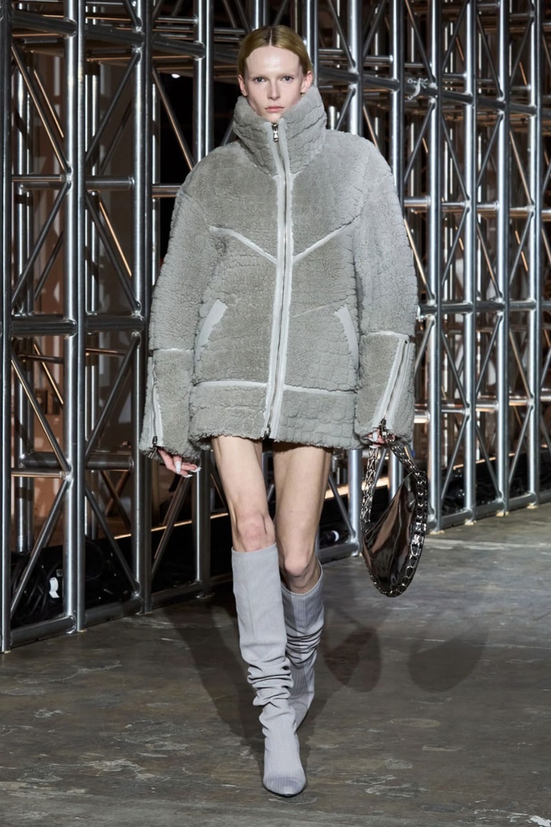 Dion Lee 正式發佈 2023 秋冬系列大秀