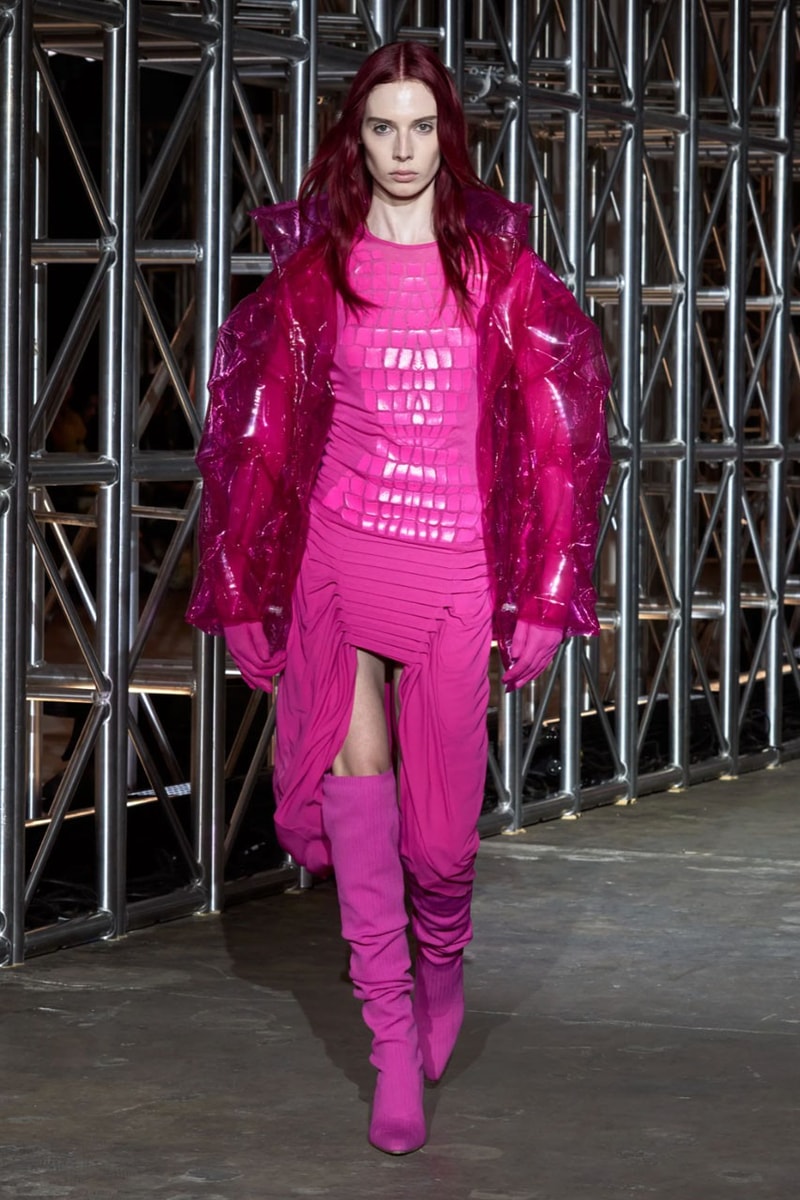 Dion Lee 正式發佈 2023 秋冬系列大秀