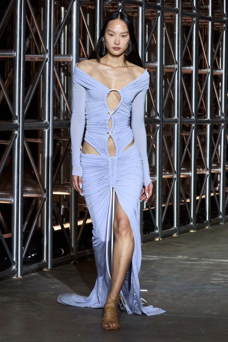 Dion Lee 正式發佈 2023 秋冬系列大秀
