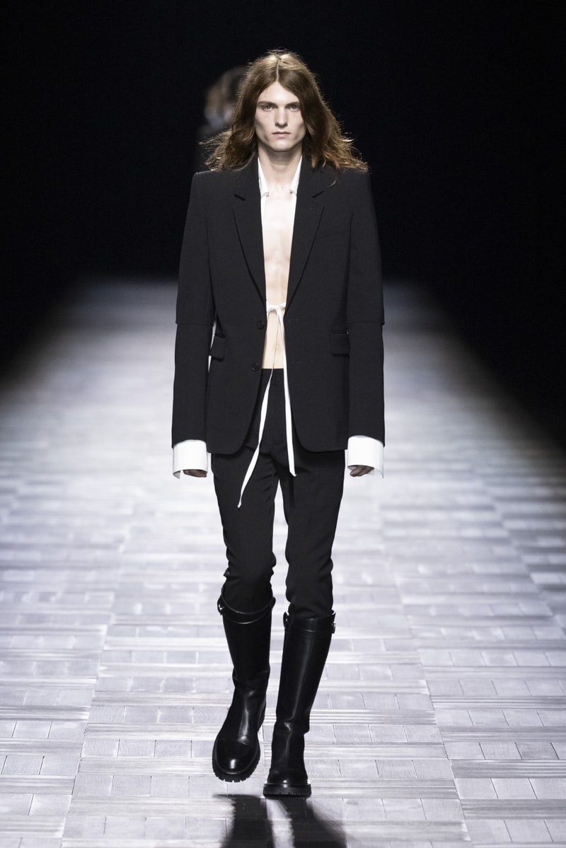 Ann Demeulemeester 2023 秋冬系列大秀正式登場