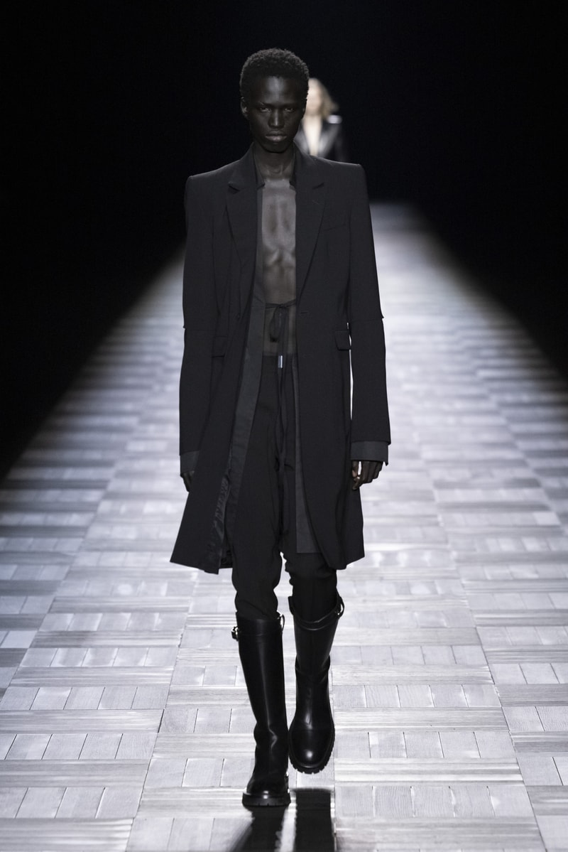 Ann Demeulemeester 2023 秋冬系列大秀正式登場