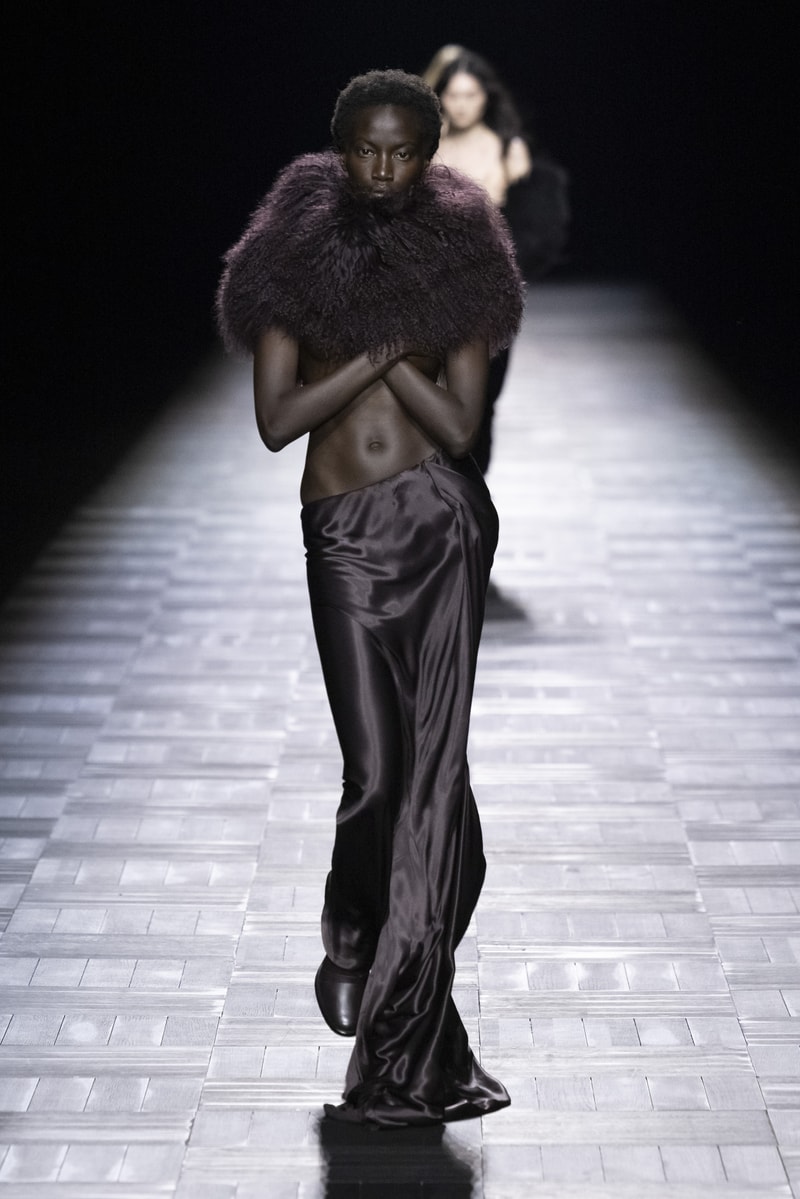 Ann Demeulemeester 2023 秋冬系列大秀正式登場