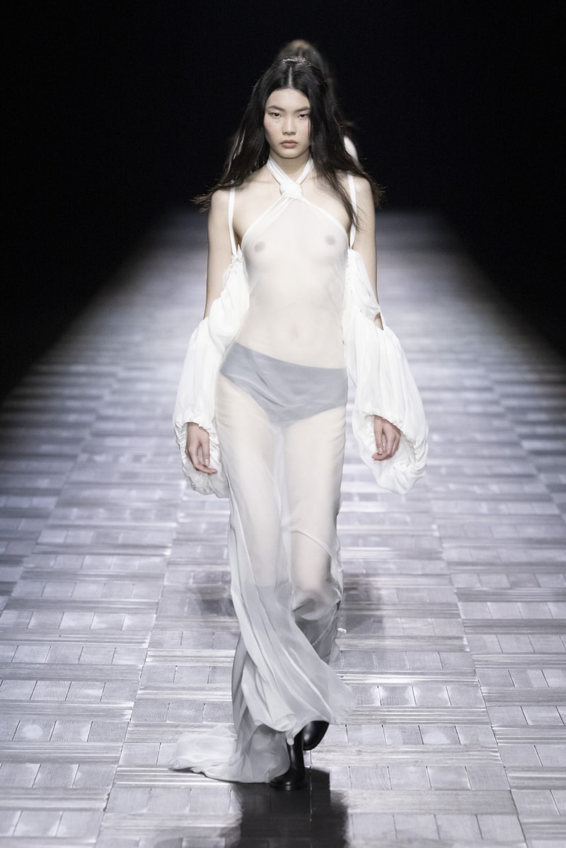 Ann Demeulemeester 2023 秋冬系列大秀正式登場