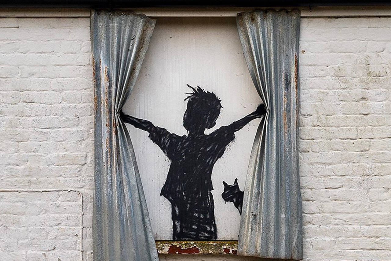 塗鴉藝術家 Banksy 新作《Morning is Broken》完成不久即被拆除