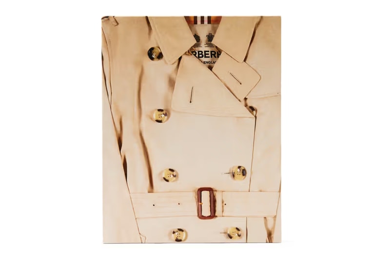 Burberry 正式推出全新精裝書籍，記錄品牌百年發展過程