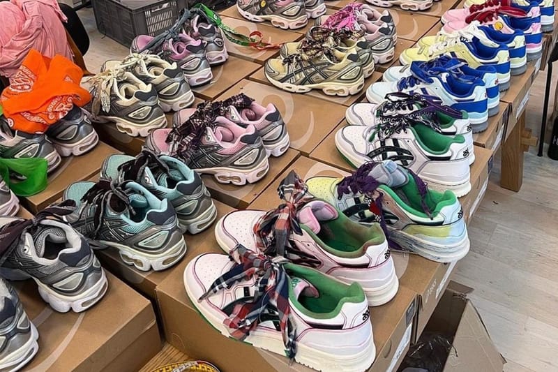 (di)-vision 攜手 ASICS 推出 20 款全新定製鞋款聯名系列