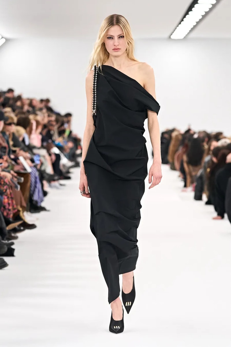 Givenchy 2023 秋冬女裝系列大秀正式登場