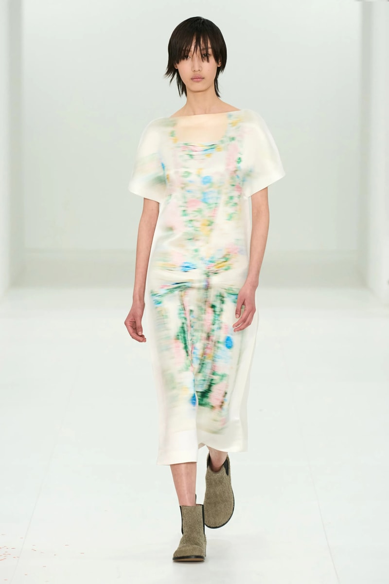 LOEWE 正式發佈 2023 秋冬女裝系列大秀