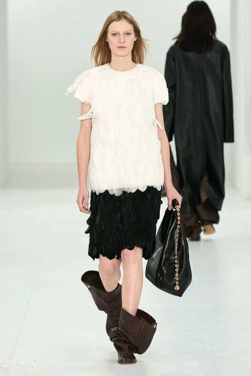 LOEWE 正式發佈 2023 秋冬女裝系列大秀