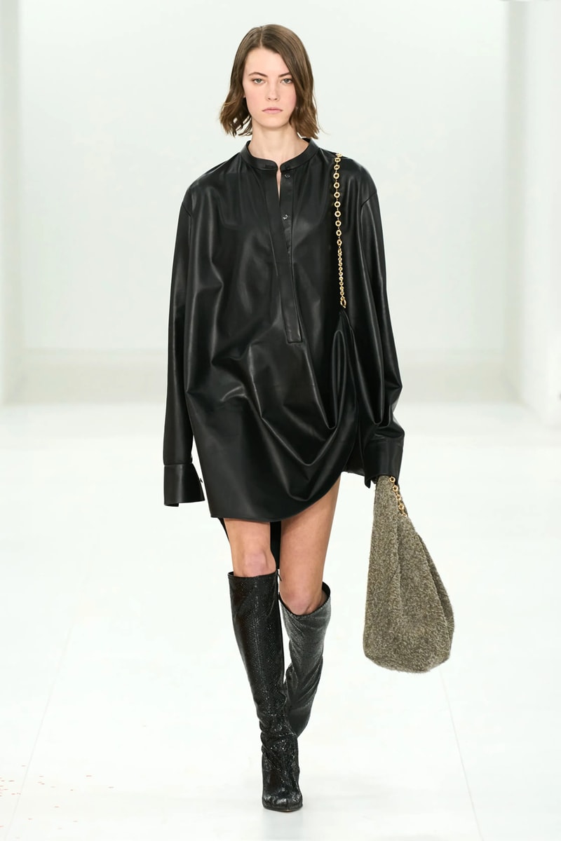 LOEWE 正式發佈 2023 秋冬女裝系列大秀
