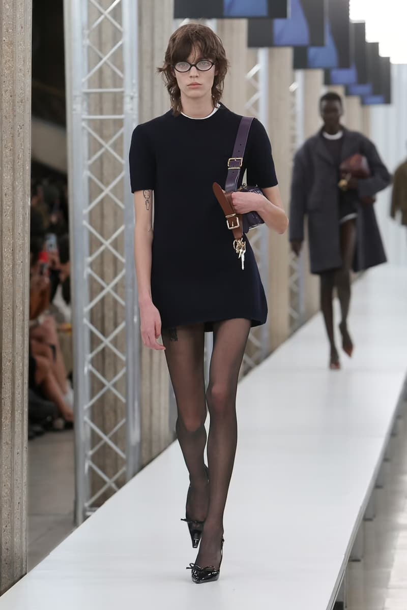Miu Miu 正式發佈 2023 秋冬系列大秀《WAYS OF LOOKING》