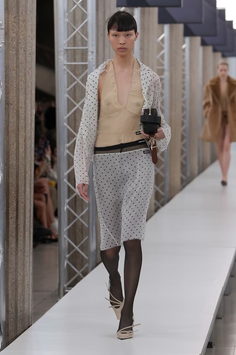 Miu Miu 正式發佈 2023 秋冬系列大秀《WAYS OF LOOKING》