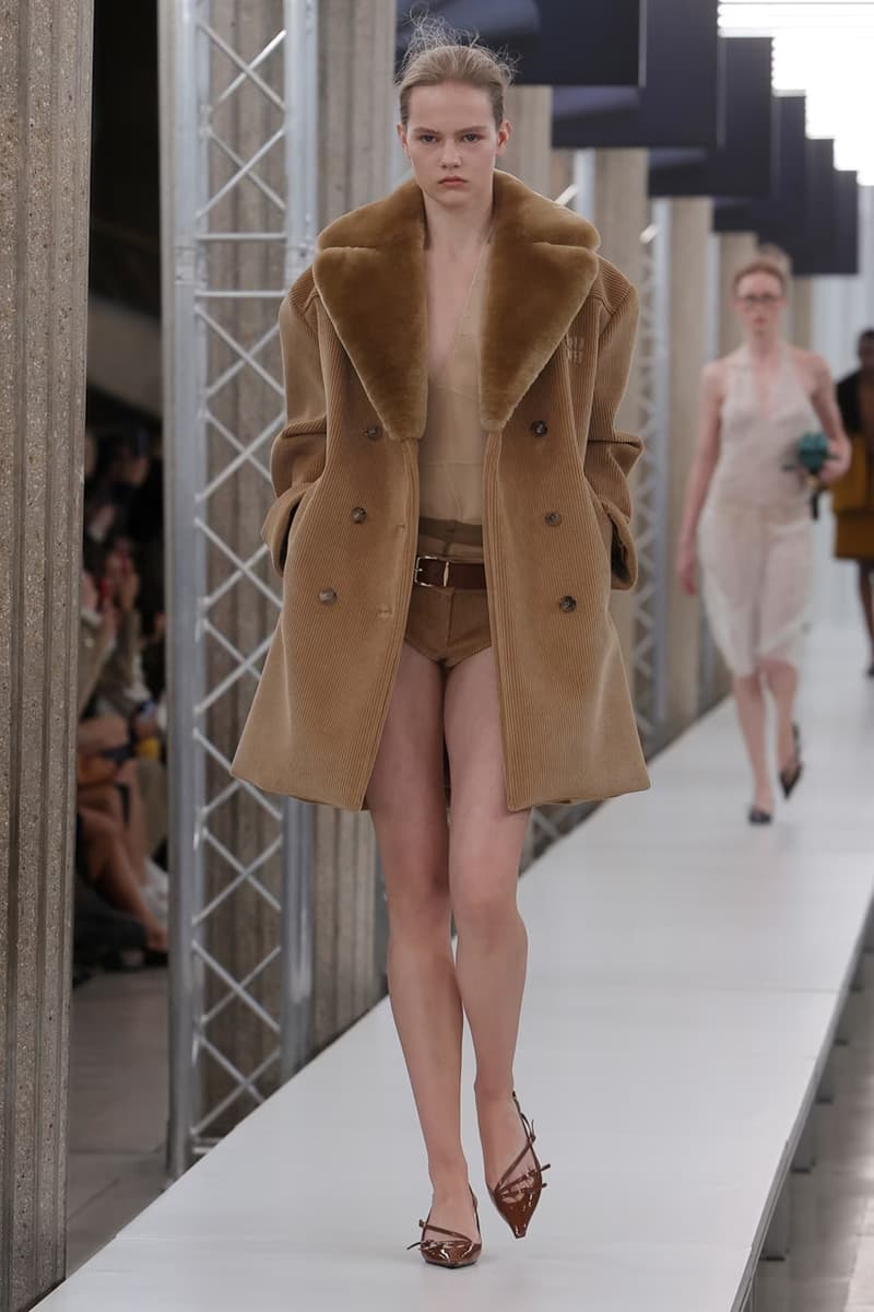 Miu Miu 正式發佈 2023 秋冬系列大秀《WAYS OF LOOKING》