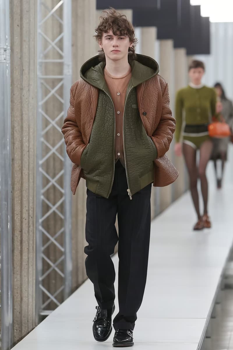 Miu Miu 正式發佈 2023 秋冬系列大秀《WAYS OF LOOKING》