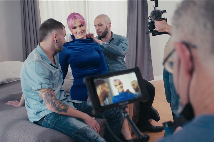 Netflix 打造 Pornhub 紀錄片《一射千金:Pornhub 的故事》探討平台背後的成功與醜聞