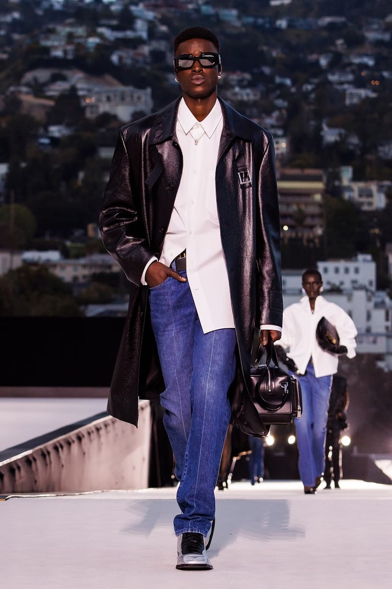 Versace 2023 秋冬系列大秀正式登場