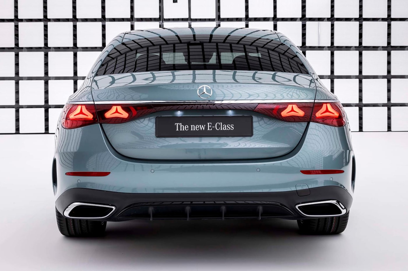 Mercedes-Benz 全新世代改款 E-Class 車系正式登場