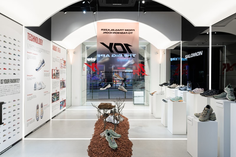 率先走進 SALOMON 聯手買手店 THE BIG APPLE 開設「XT-6 10Y」10 週年特展