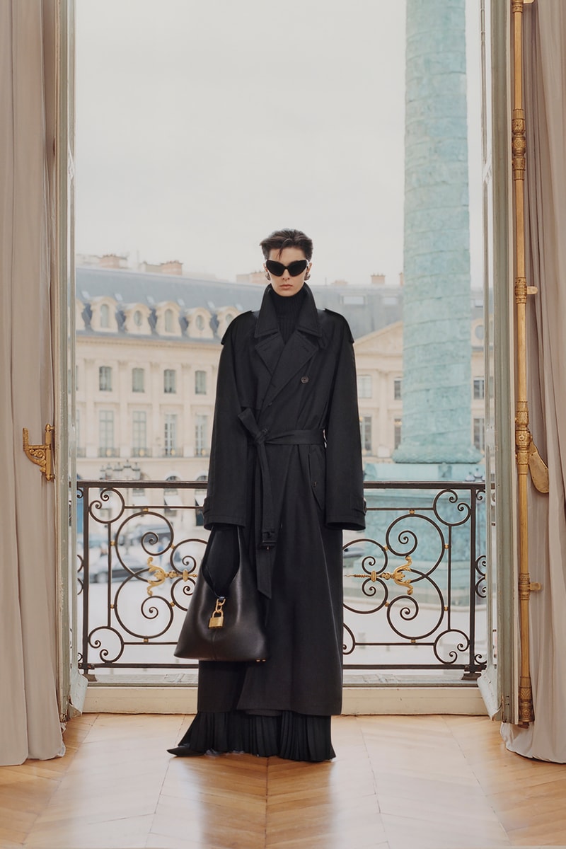 Balenciaga 正式發佈 2024 春季系列「Capital B」