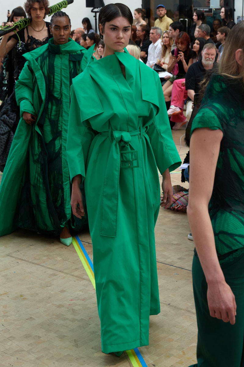 直擊 Central Saint Martins BA 2023 畢業時裝秀