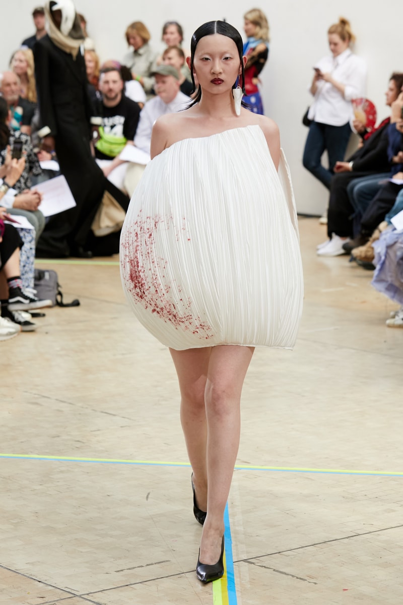 直擊 Central Saint Martins BA 2023 畢業時裝秀