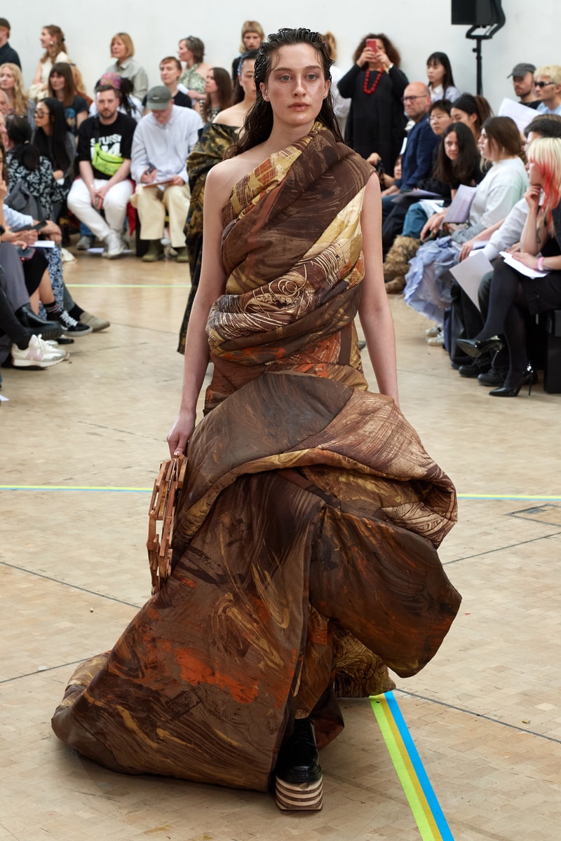 直擊 Central Saint Martins BA 2023 畢業時裝秀