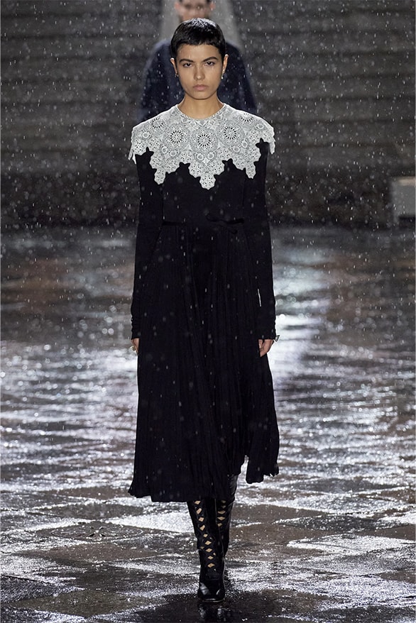 Dior 正式發表 2024 早春度假女裝系列大秀