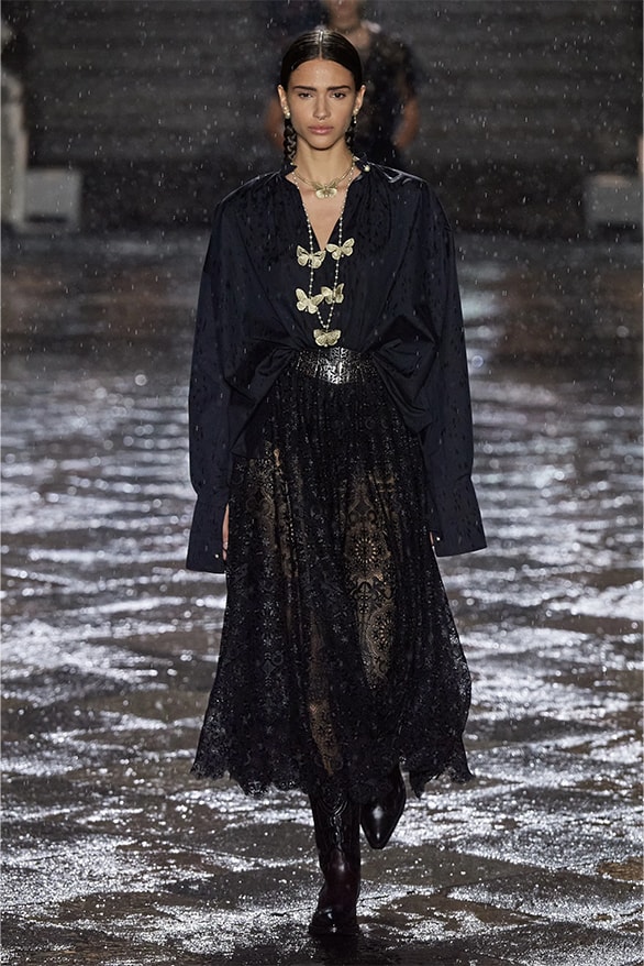 Dior 正式發表 2024 早春度假女裝系列大秀