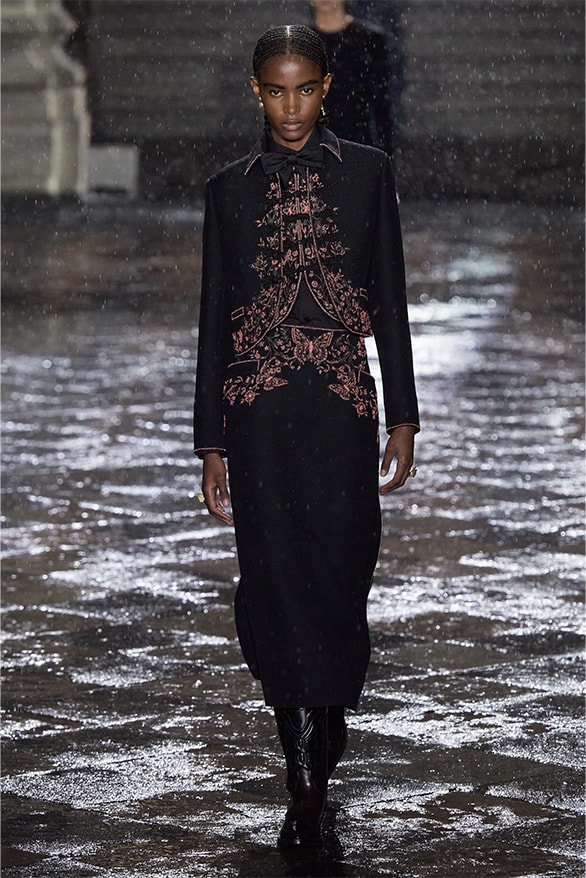 Dior 正式發表 2024 早春度假女裝系列大秀