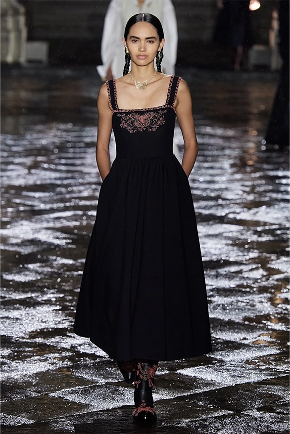 Dior 正式發表 2024 早春度假女裝系列大秀