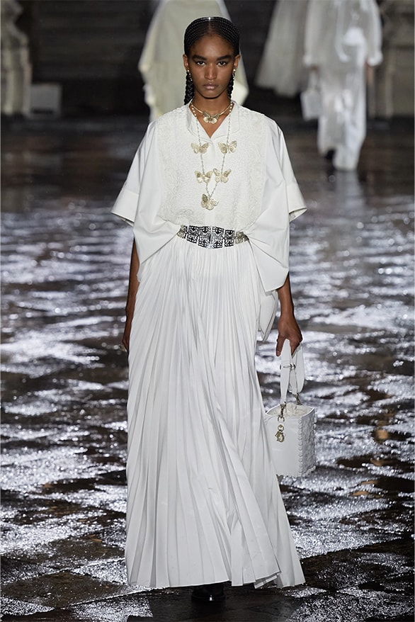 Dior 正式發表 2024 早春度假女裝系列大秀