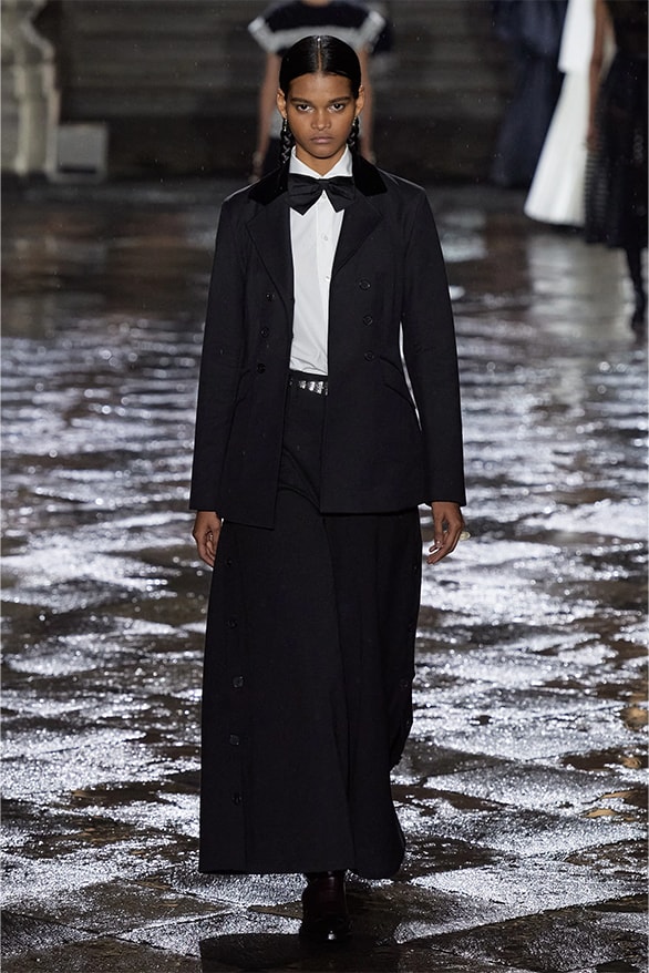 Dior 正式發表 2024 早春度假女裝系列大秀