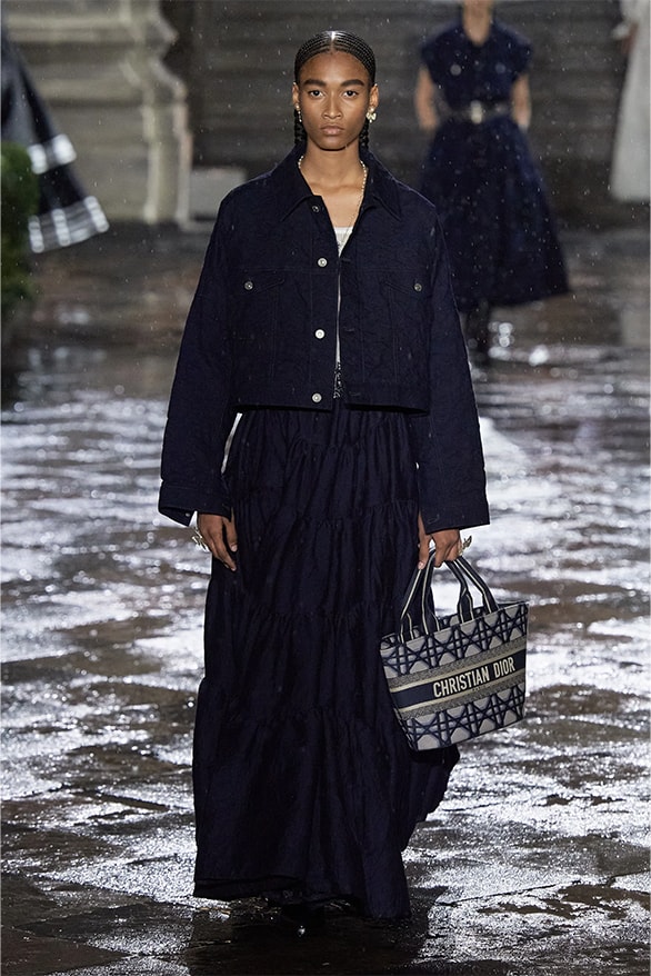 Dior 正式發表 2024 早春度假女裝系列大秀