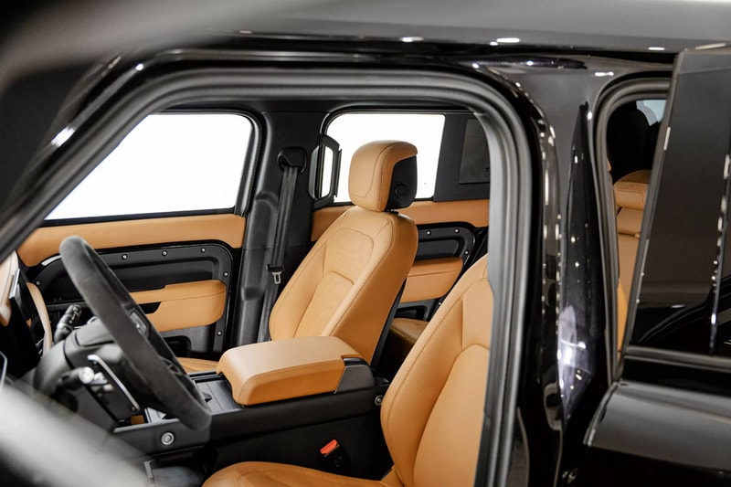INKAS 打造 Land Rover Defender 防彈裝甲改裝車型