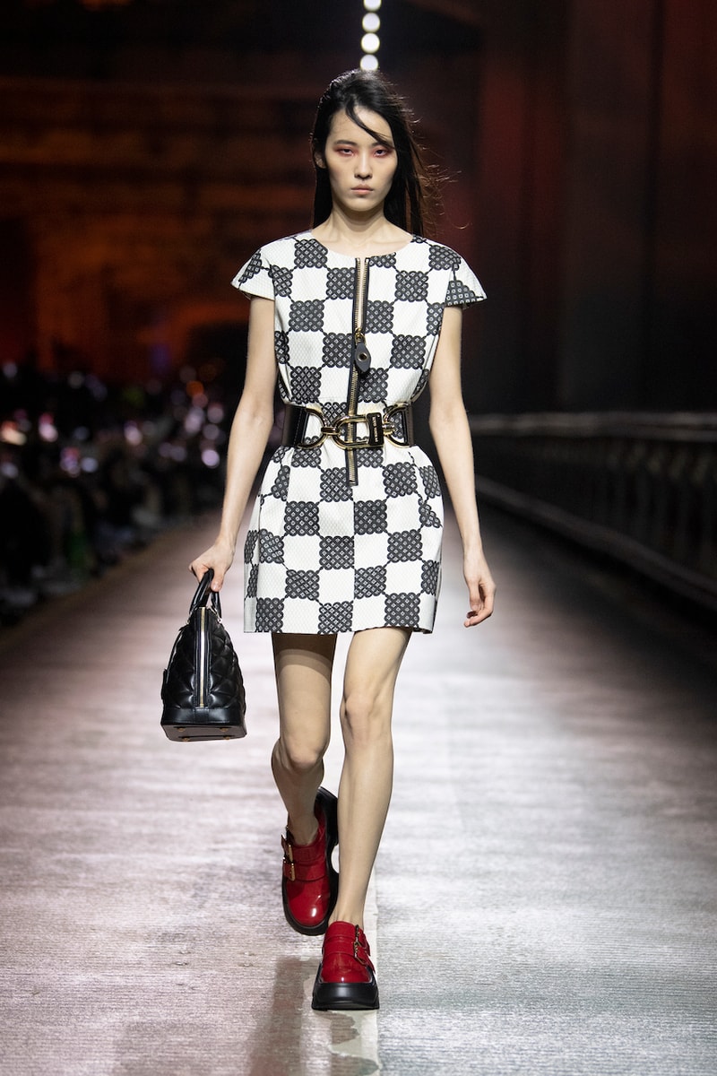 首次登陸韓國首爾!Louis Vuitton 2023 早秋女裝系列時裝大秀正式登場