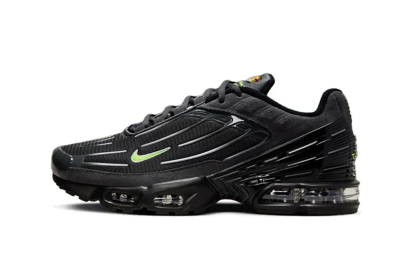 率先近賞 Nike Air Max Plus 3 全新配色「Black/Volt」