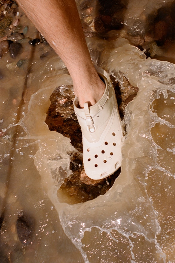 Satisfy x Crocs Classic Clog 最新聯乘鞋款正式登場