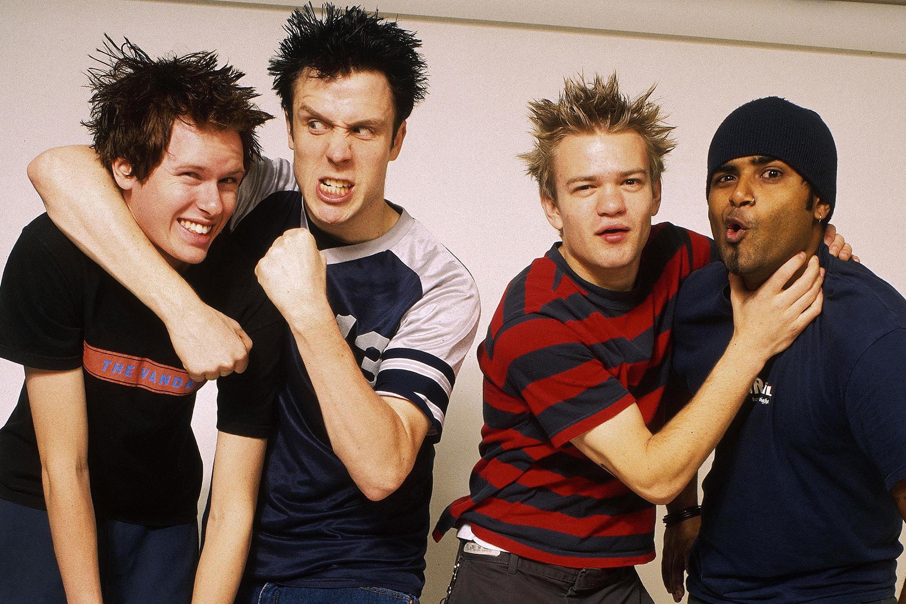 加拿大流行龐克樂團 Sum 41 宣佈即將解散