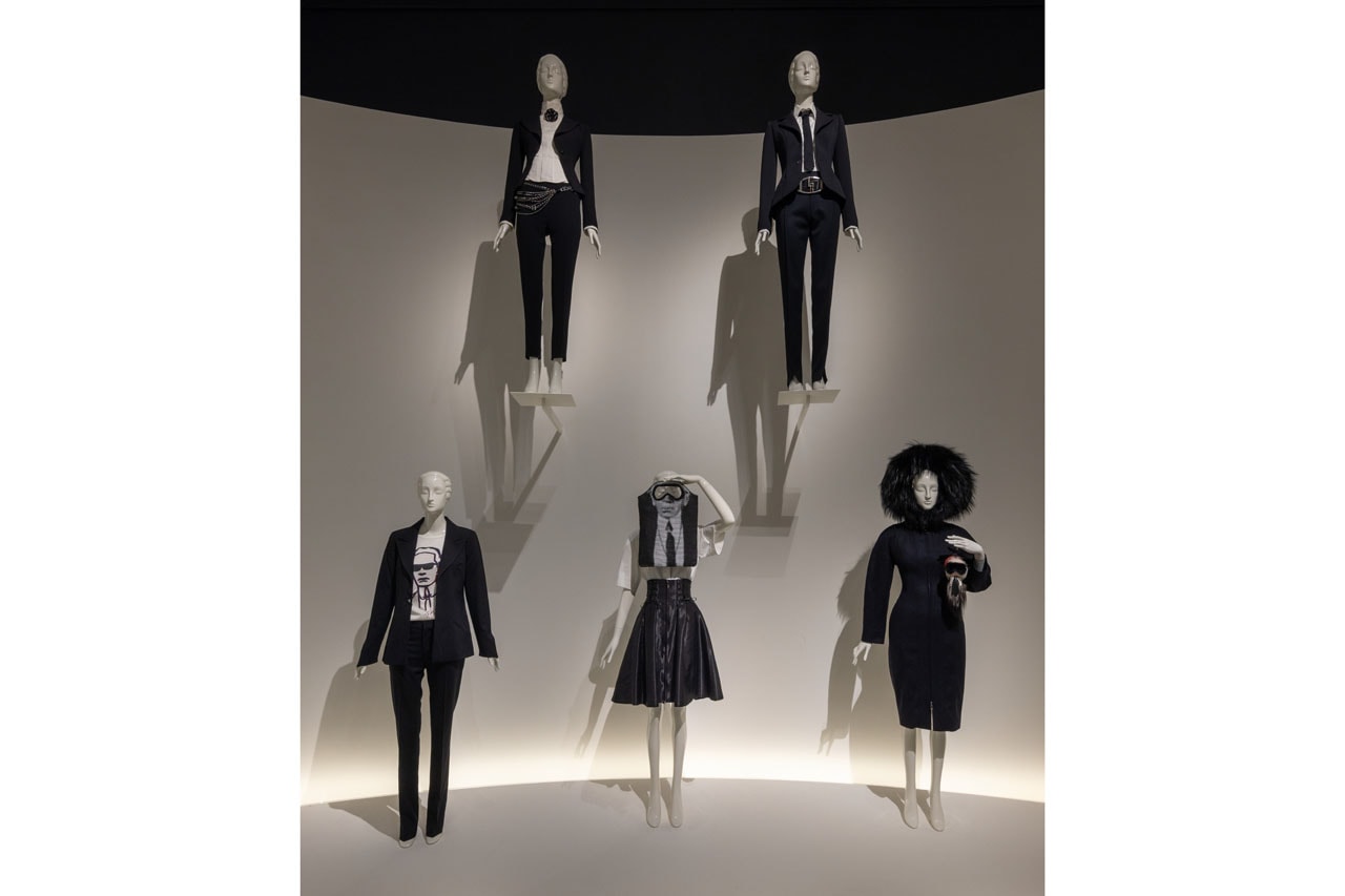 率先走進紐約大都會博物館《Karl Lagerfeld: A Line of Beauty》回顧展覽
